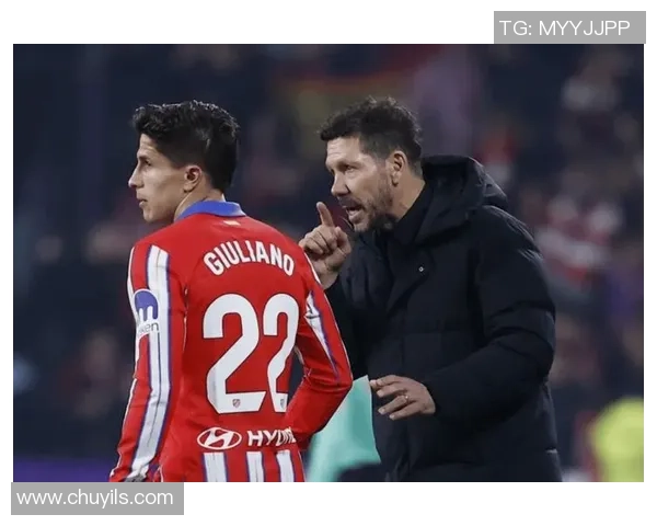 友谊赛精彩对决马竞与阿森纳战成平局争议判罚引发全场热议