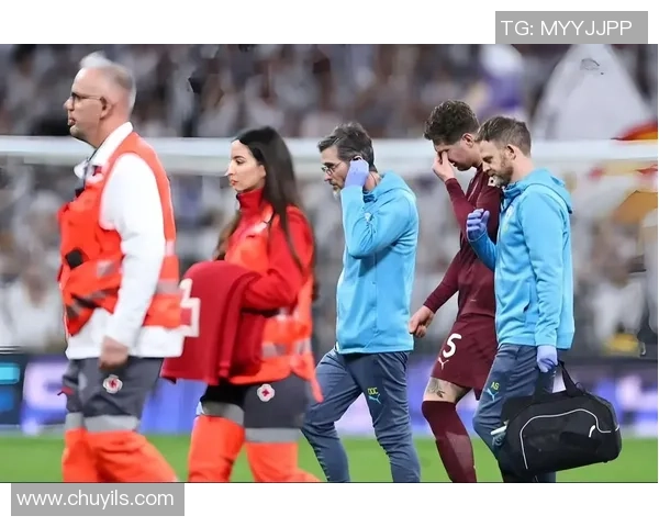 欧冠激战：阿森纳逆转多特蒙德红牌争议引发全场热议